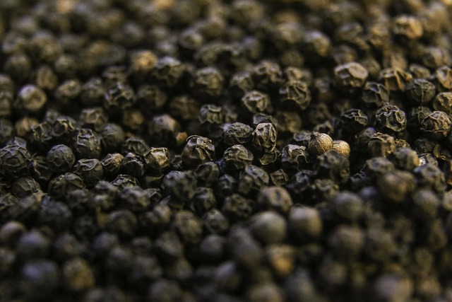 Black Pepper Whole